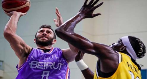 كرة سلة.. بعد مباراة مثيرة.. بيروت اللبناني يطيح بالرياضي ويتأهل لنصف نهائي البطولة العربية